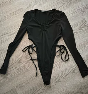 Shein Top Long Sleeve bodysuit  thumbnail 1