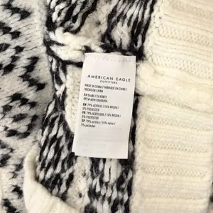 AMERICAN EAGLE Outfitters Fairisle Crew Neck Sweater Black White Fair Isle Small thumbnail 13