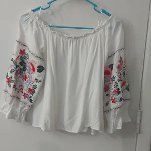 SugarLips Embroidered Off Shoulder Boho Top S Festival Concert Summer Floral thumbnail 6