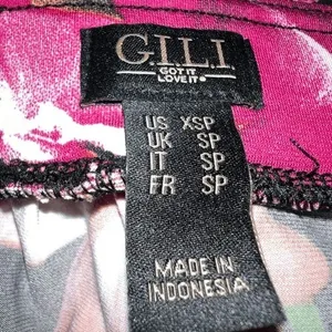 G.I.L.I. Black Floral Wide Leg Pull On Knit‎ Cape Pants NWOT Size XS thumbnail 9