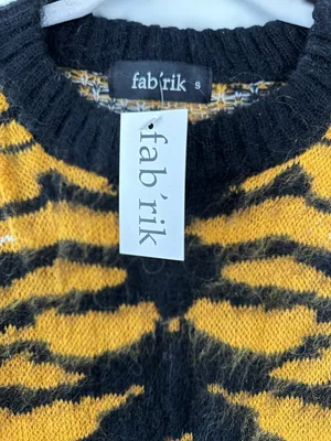 fab'rik Cropped Sweater thumbnail 3