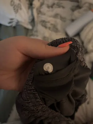 workout shorts Gray Size 6 thumbnail 3