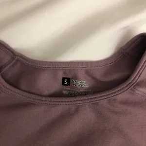 SheIn Seamless workout crop top thumbnail 2