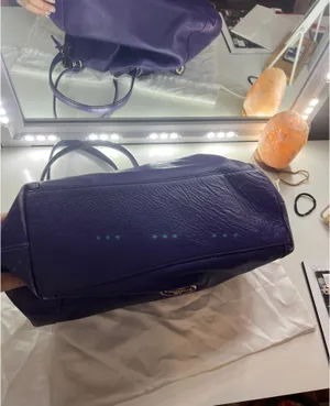 Purple Coach leather shoulder bag with gold hardware thumbnail 6