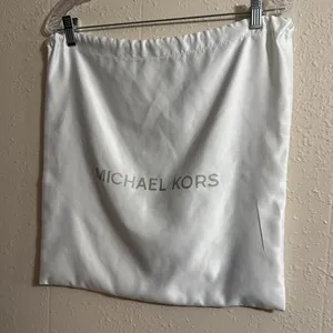 Michael Kors White Storage Bag thumbnail 7
