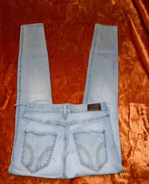 Hollister High Waisted Skinny Jeans thumbnail 4