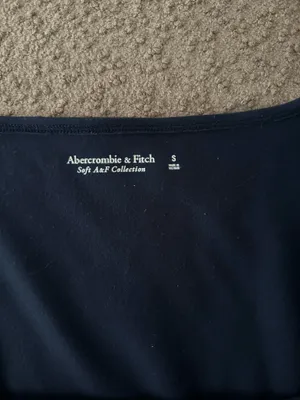 Abercrombie & Fitch Soft AF Crop Navy Long Sleeve thumbnail 5