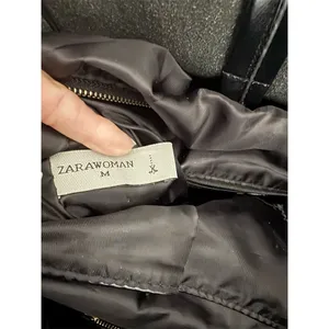 ZaraWomen Black Leather Shoulder Bag or‎ Tote with Gold Hardware thumbnail 10