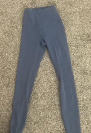 Lululemon Wunder Train 28" High-Rise thumbnail 1