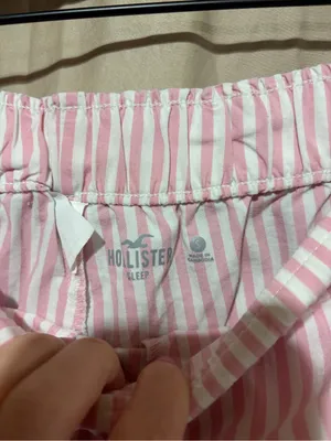 Hollister shorts thumbnail 2