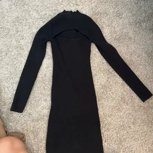 Princess Polly sweater dress  thumbnail 1