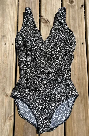 L.L. Bean Swimsuit One Piece Black White Wrap‎ Slimming V Neck 14 Long thumbnail 1