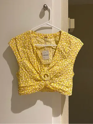 NWT free people Yellow Floral Crop Top, size Xs thumbnail 3