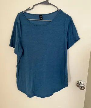 Solid color tee Blue Size XL thumbnail 1