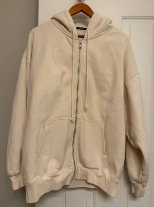 Brandy Melville / John Galt Oversized Christy Hoodie – Cream thumbnail 1