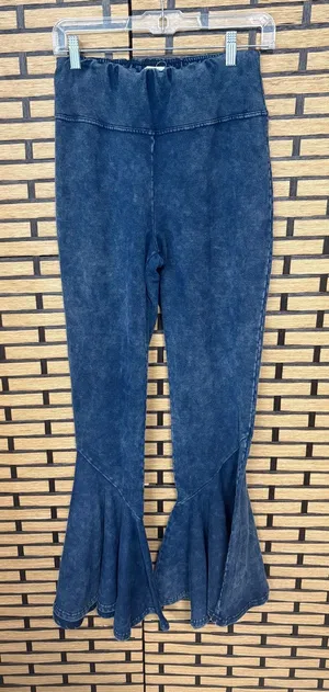 Earthbound‎ Blue Flare Leg Pull On Pants Size Large thumbnail 1