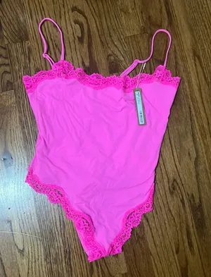 Fits everybody lace cami suit thumbnail 2