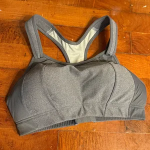 SYROKAN Womens Sports Bra Size 32C Gray Adjustable High Impact Support Padded thumbnail 3