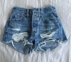 Levi’s Jean shorts  thumbnail 1