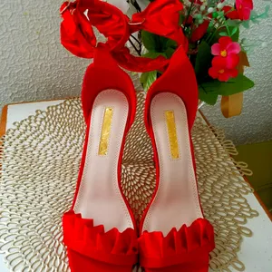 Elegant Red Ruffle Heels Size 7.5 thumbnail 5