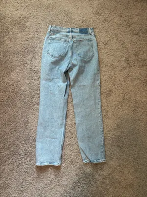 Abercrombie Ultra High Rise 90s Straight Jean thumbnail 4