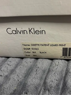 Calvin Klein Black Textured Mid Heel Pumps thumbnail 6