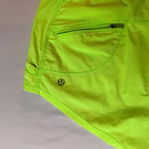 Lululemon Work It Out Shorts Zippy Green Neon Low Waist Workout Gym Size 8 thumbnail 8