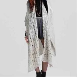 FREE PEOPLE Womens Cable Knit Poncho Cardigan Sweater Shawl in Grey XS/S thumbnail 3