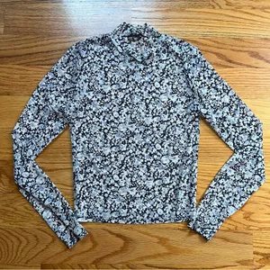 Abercrombie & Fitch floral print sheer top size small thumbnail 1