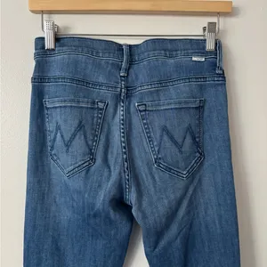 MOTHER Denim 25 The Weekender Fray Flare Jeans in On Ocean Boulevard thumbnail 7