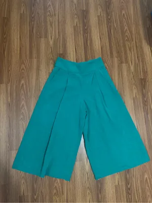 Club Monaco Linen Blend High Rise Wide Leg Crop Culottes Green 2. thumbnail 2