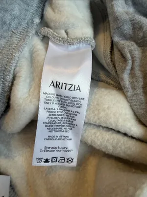 Aritzia Sweatfleece mega fit sweatpants thumbnail 6