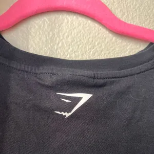 Gymshark Crop Top thumbnail 3