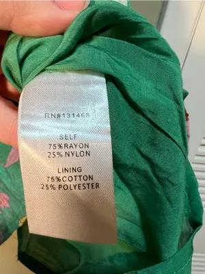 Avara Women's Size Small Sleeveless High Neck Blouse Green Floral Tie Neck Flowy thumbnail 10