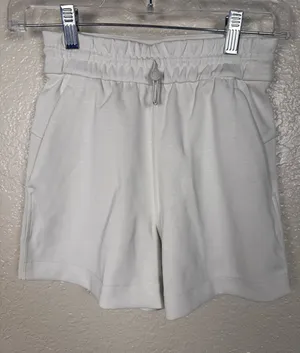 Lululemon Shorts Sz 0 thumbnail 1