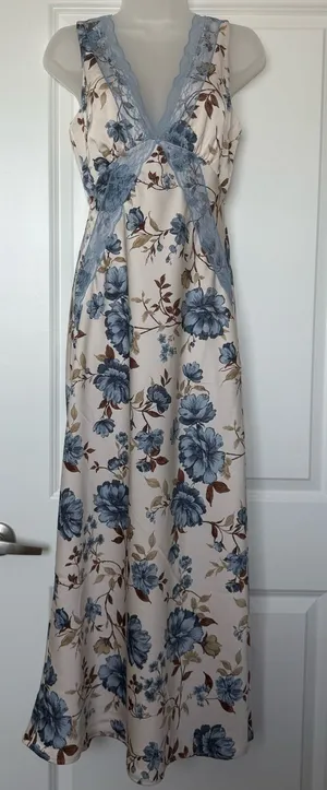 Sincerely Jules Floral Lace Trim Maxi Dress Cream Blue Satin Slip Small thumbnail 1