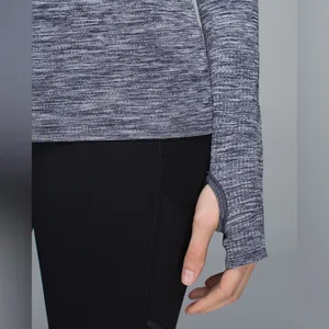 Lululemon Run: Swiftly Tech Long Sleeve Crew Space Dye Heathered Going Grape thumbnail 7