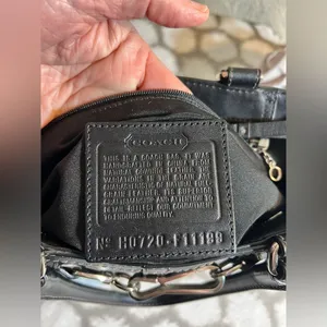 COACH Black Leather Handbag, Vintage, gently used, great condition thumbnail 9