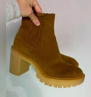 Dolce Vita Chelsea Boots Heels Caster Suede Chestnut Brown Winter New Size 8 thumbnail 1