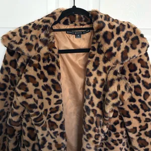 HYFVE Leopard Faux Fur Jacket Size S thumbnail 4