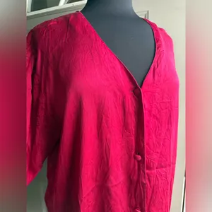 Vintage 80s Victoria’s Secret red silk button down sleep shirt, size large thumbnail 2