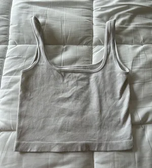 Ribbed Square thumbnail 1