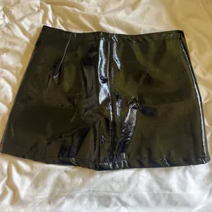 Shein Black Leather Mini Skirt thumbnail 3