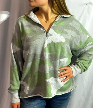 Aerie camo half zip sweatshirt, size Medium with raw hem thumbnail 1