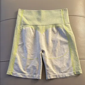 Gymshark Hyper Amplify Seamless High Waist‎ Workout Shorts Medium thumbnail 3