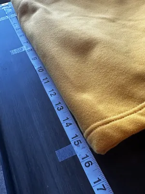 NWOT Gymshark Legacy Fitness Cropped Yellow Crewneck Sweatshirt Size Medium thumbnail 9