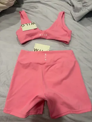 Pink WILO workout set thumbnail 3