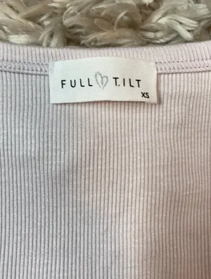 Tilly’s Full Tilt Top thumbnail 3
