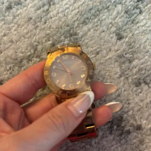Marc Jacobs Watch thumbnail 5