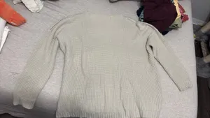 White sweater Size L thumbnail 1